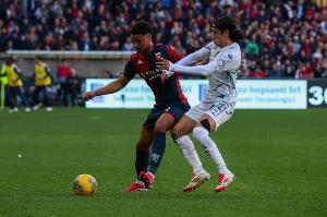 罗马诺：AC米兰与德温特谈妥个人条款，热那亚要价约2500万欧