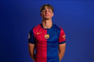 每体：收到多份租借或转会报价，但巴萨小将费尔南德斯无意离队