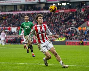 转会OR外租？回声报：伯明翰和雷克瑟姆争夺利物浦小将库马斯