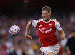 萨哈：约克雷斯没有球迷期待的阿森纳前锋技能，就像吉鲁接替亨利