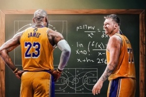 詹姆斯赞077：他球商很高 会思考比赛的人总是在另一个层次上打球