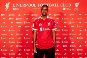 穆伦斯汀：伊萨克会取代埃基蒂克的位置，利物浦也可以打双前锋