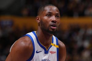 经纪人：公平地对待库明加 考虑当下就给球员选项 考虑未来就加钱