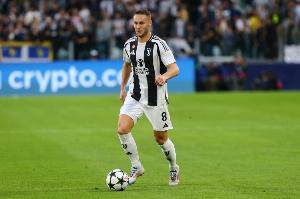 意媒：库普梅纳斯状态每况愈下饱受批评，尤文可能最早冬窗出售他