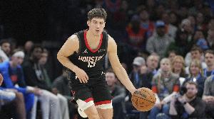 媒体人：范乔丹重伤给小谢最后机会 若还不行则“水货”盖棺定论