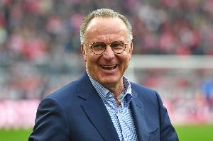 鲁梅尼格：我曾在没麻药情况下缝针+咬毛巾 欣赏罗本里贝里等球员