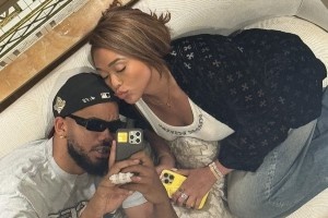 在一起5年了！唐斯祝女友生日快乐：又是比去年更加美好的一年！