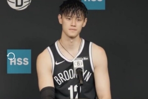 自己的3D属性能否帮到球队？曾凡博：每人都各有特点 尽力而为