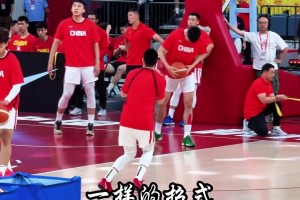 虽然但是，胡明轩如果用出这个后撤步三分，会不会绝杀澳大利亚？